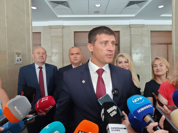 България заслужава истински нова държавност, създадена от народа – за народа!