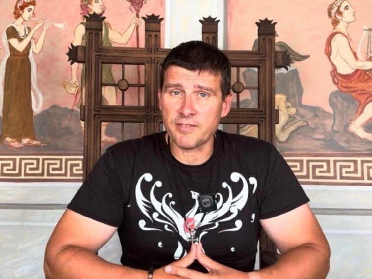 Ивелин Михайлов: Защо България не може да откаже американските самолети?